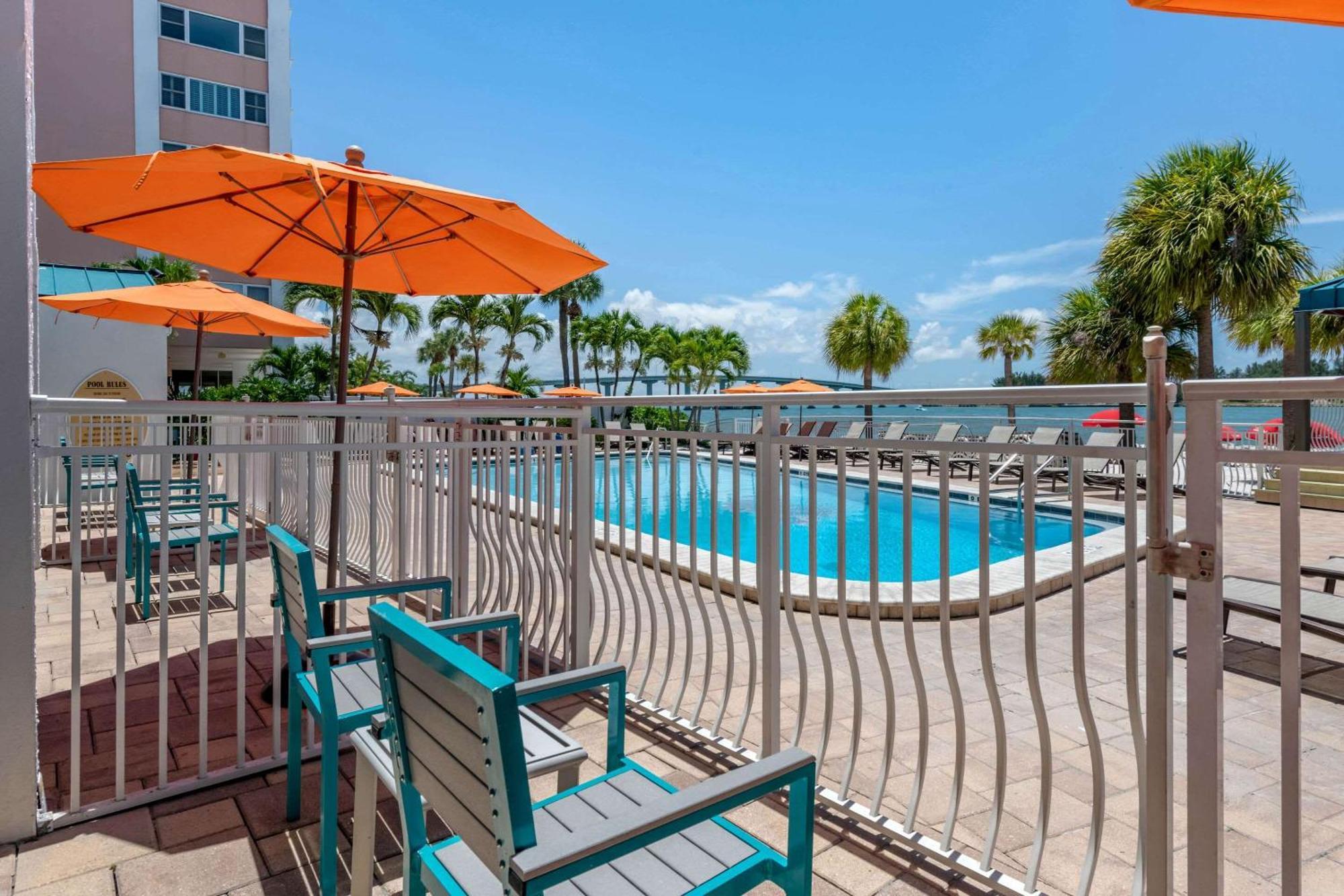 Winter The Dolphin'S Beach Club, Ascend Hotel Collection Clearwater Beach Εξωτερικό φωτογραφία